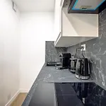 Proche De La ,appartement Lumineux Et Climatisé Appartement Antibes
