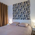 Proche De La ,appartement Lumineux Et Climatisé * Antibes