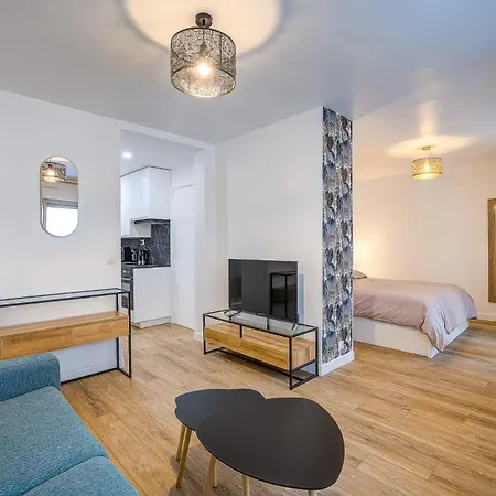Proche De La ,appartement Lumineux Et Climatise Antibes