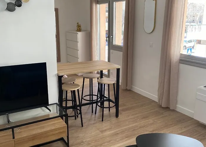 Proche De La ,appartement Lumineux Et Climatise * Antibes