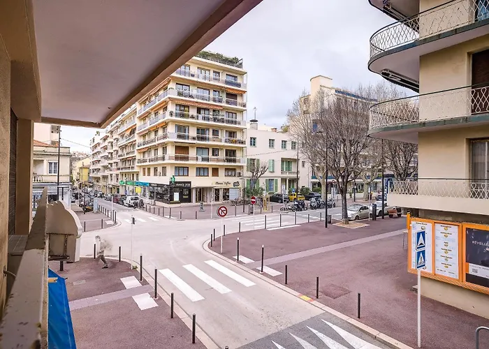 Proche De La ,appartement Lumineux Et Climatise *